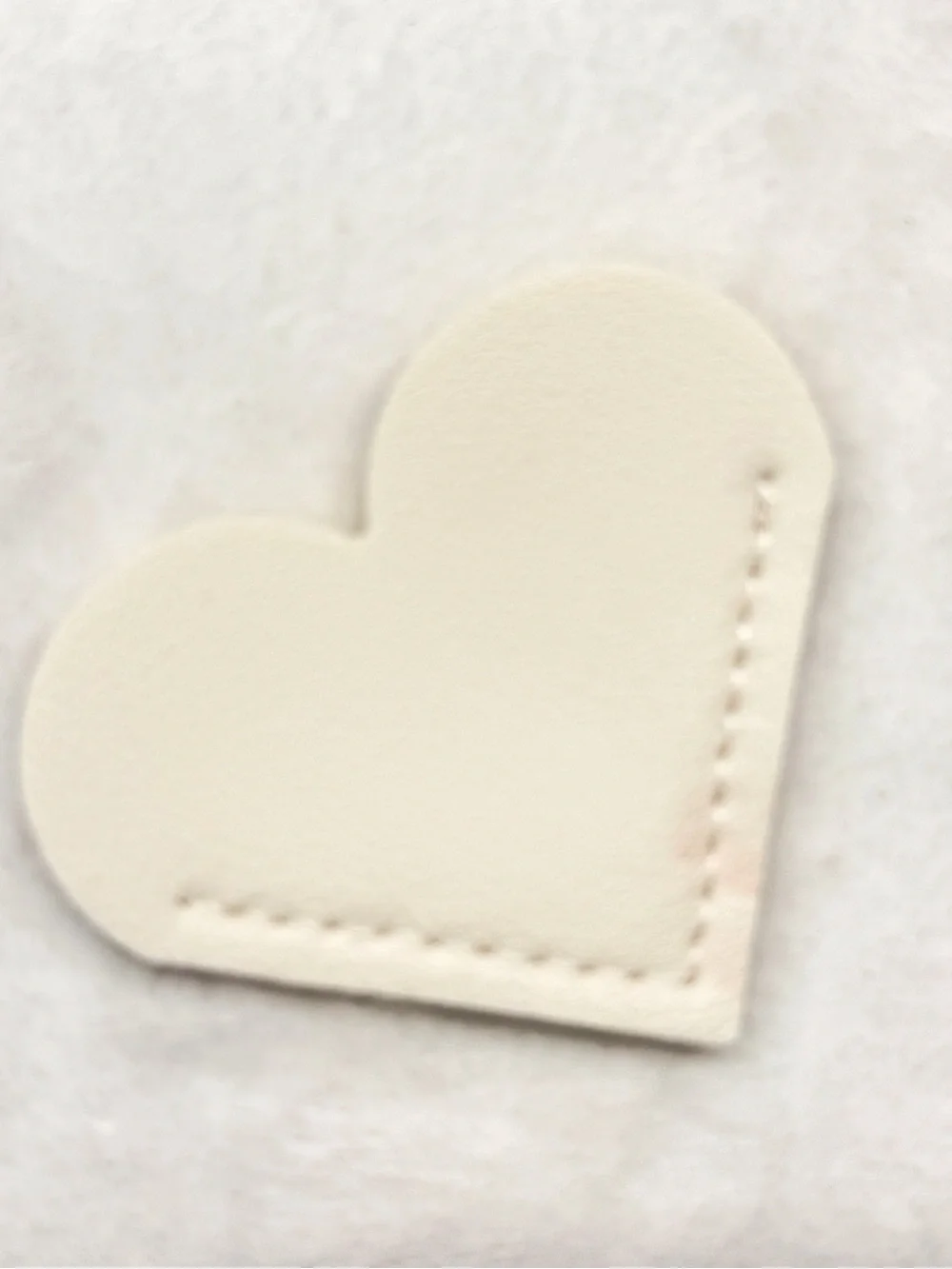Heart-Shaped Faux Leather Corner Bookmark – Multiple Colors